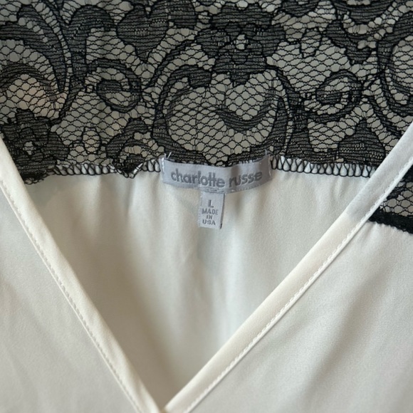 Donating 10/24 Like new! Charlotte Russe Sz L gorgeous top❣️ - Picture 6 of 10